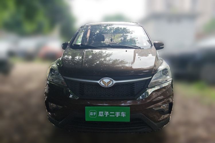 Used HYOSOW H3 2015 1.5L manual luxury version Front
