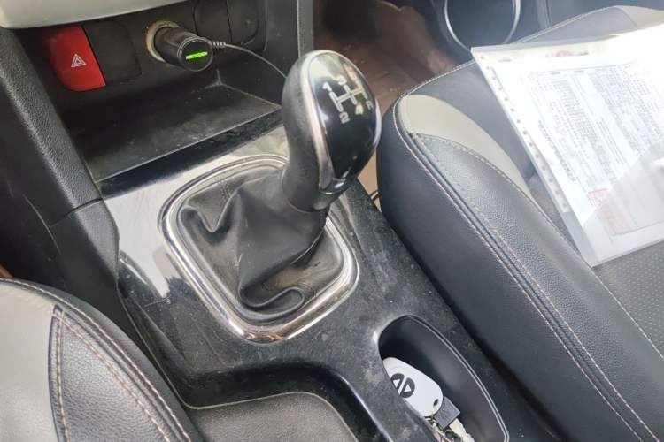 Used HYOSOW H3 2015 1.5L manual luxury version Gear Lever