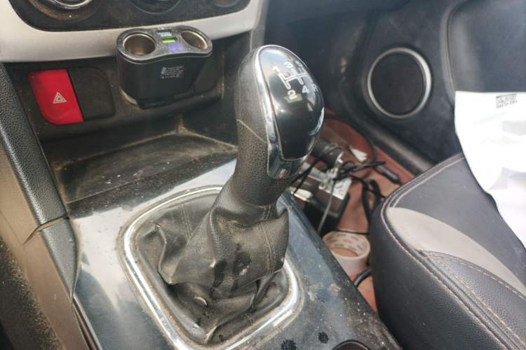 Used HYOSOW H3 2015 1.5L manual luxury version Gear Lever