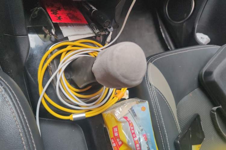 Used HYOSOW H3 2015 1.5L manual luxury version Gear Lever