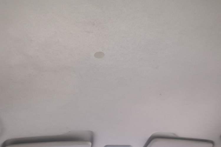 Used HYOSOW H3 2015 1.5L manual Comfort trim level Headliner