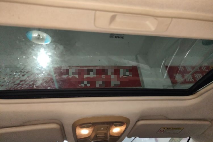 Used HYOSOW H3 2015 1.5L manual luxury version Headliner