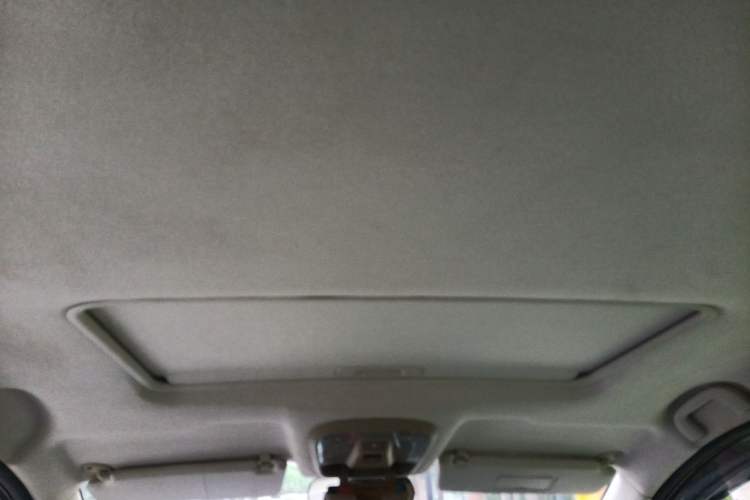 Used HYOSOW H3 2015 1.5L manual luxury version Headliner