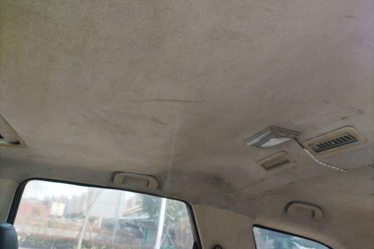 Used HYOSOW H3 2015 1.5L manual luxury version Headliner