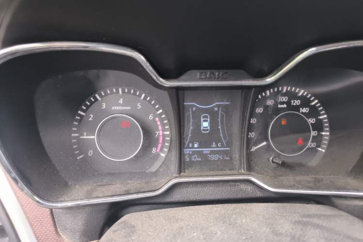 Used HYOSOW H3 2015 1.5L manual Comfort trim level Instrument Cluster