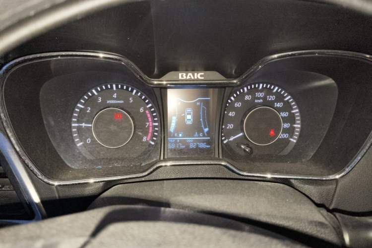 Used HYOSOW H3 2015 1.5L manual luxury version Instrument Cluster