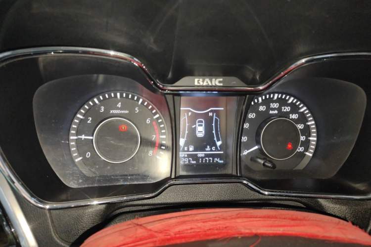 Used HYOSOW H3 2015 1.5L manual luxury version Instrument Cluster
