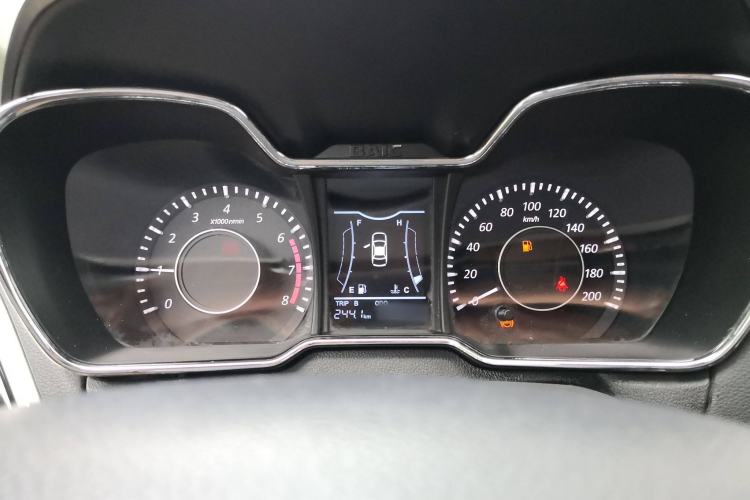 Used HYOSOW H3 2015 1.5L manual Comfort trim level Instrument Cluster