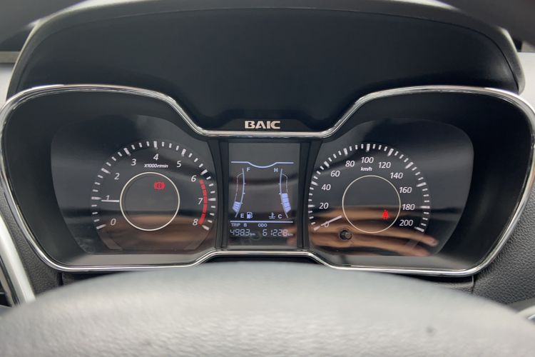 Used HYOSOW H3 2015 1.5L manual luxury version Instrument Cluster