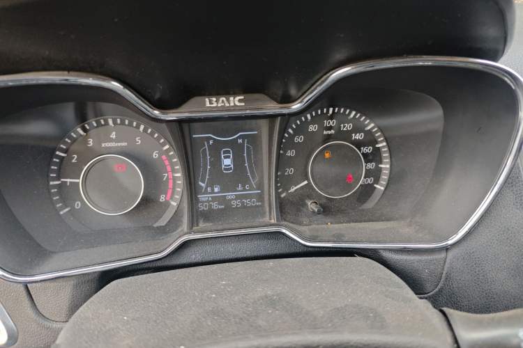 Used HYOSOW H3 2015 1.5L manual luxury version Instrument Cluster