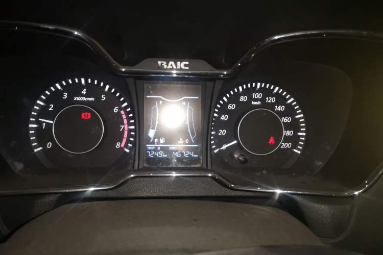 Used HYOSOW H3 2015 1.5L manual luxury version Instrument Cluster
