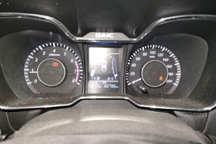 Used HYOSOW H3 2015 1.5L manual luxury version Instrument Cluster