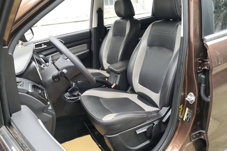 Used HYOSOW H3 2015 1.5L manual Comfort trim level Left Front Seat