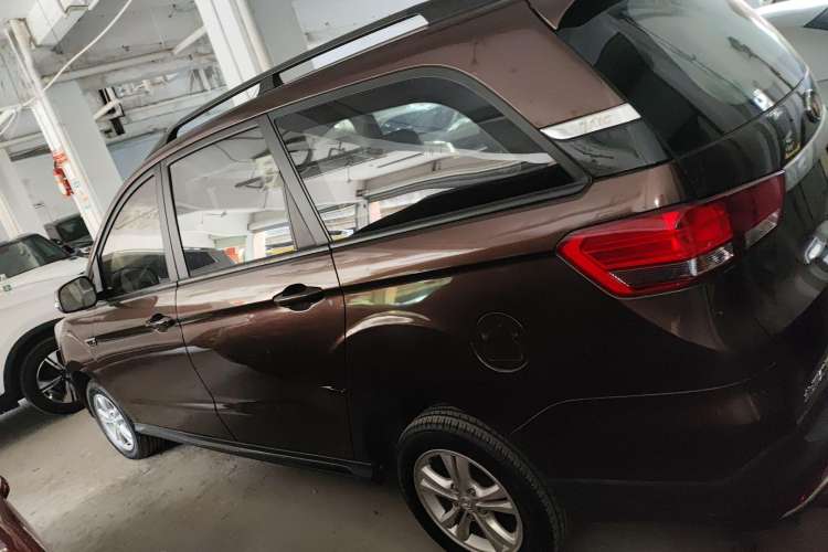 Used HYOSOW H3 2015 1.5L manual Comfort trim level Left Side