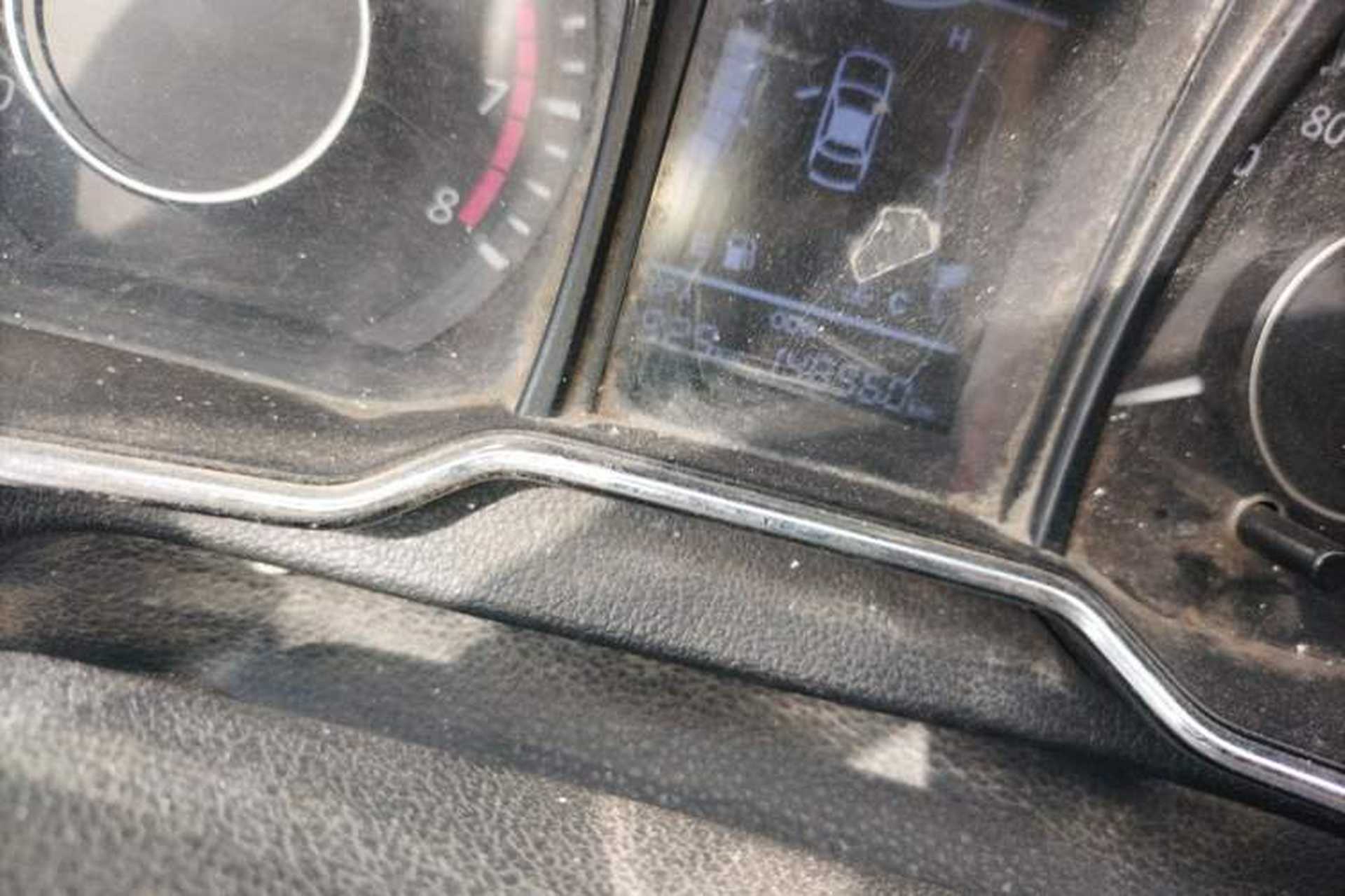 Used HYOSOW H3 2015 1.5L manual luxury version Odometer Close Up