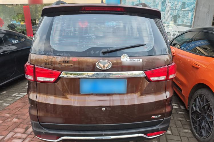 Used HYOSOW H3 2015 1.5L manual luxury version Rear