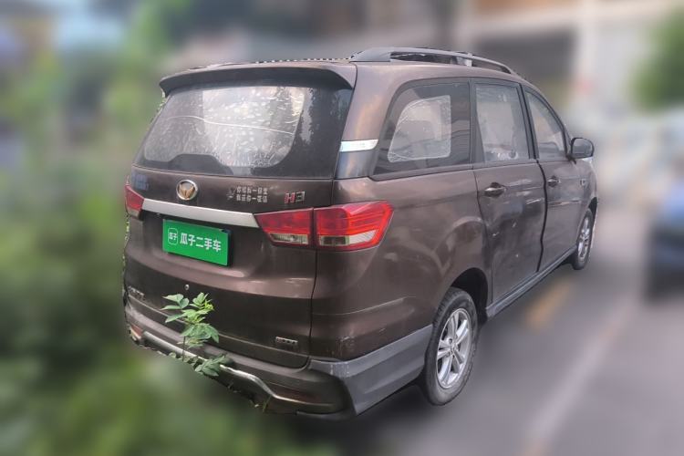 Used HYOSOW H3 2015 1.5L manual Comfort trim level Rear Right 45 Deg