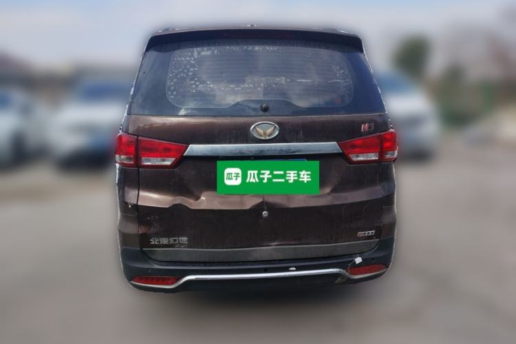 Used HYOSOW H3 2015 1.5L manual luxury version Rear