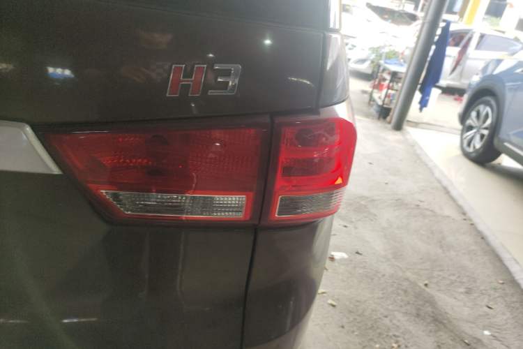 Used HYOSOW H3 2015 1.5L manual Comfort trim level Right Rear Taillight