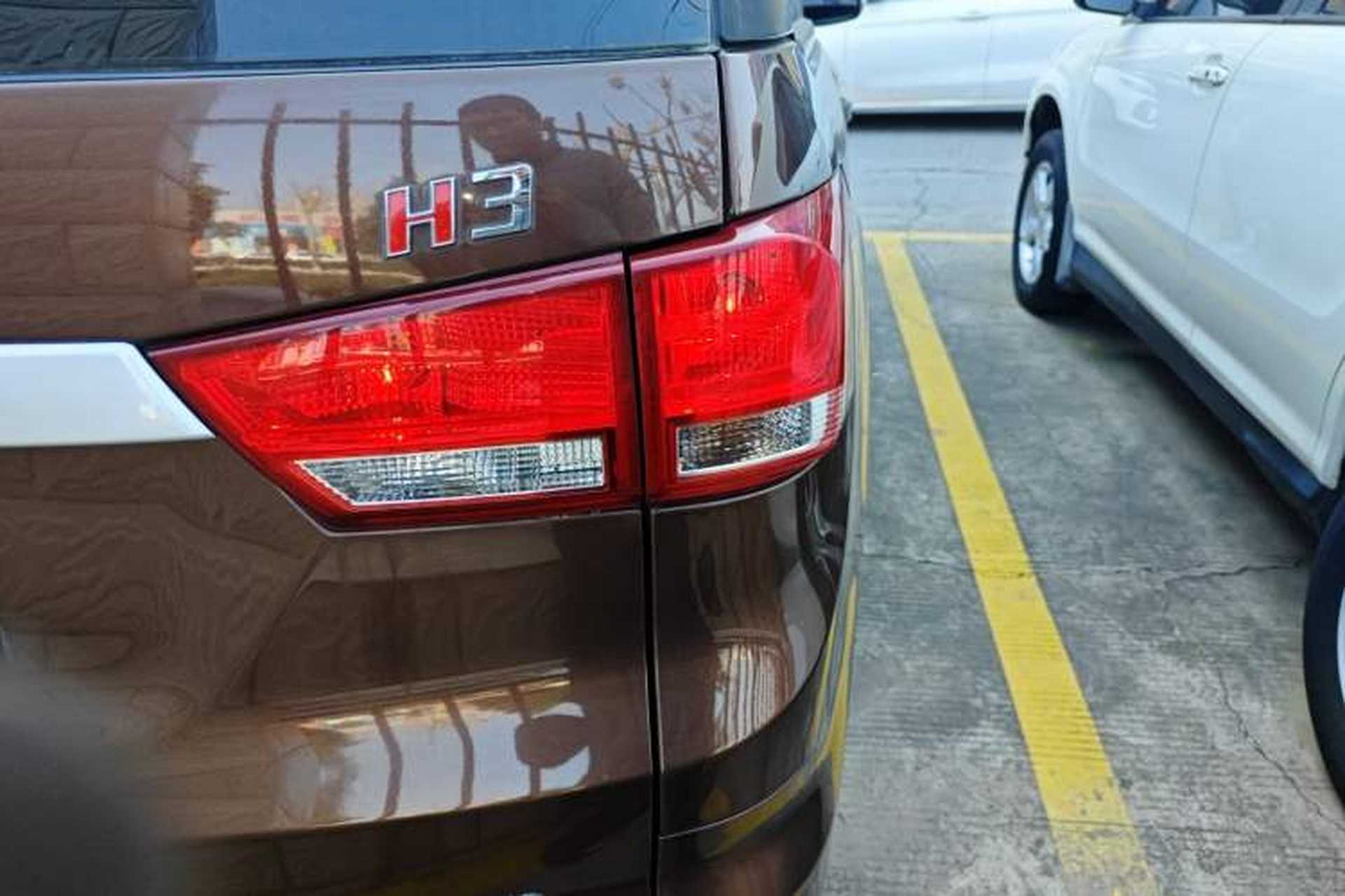 Used HYOSOW H3 2015 1.5L manual Comfort trim level Right Rear Taillight
