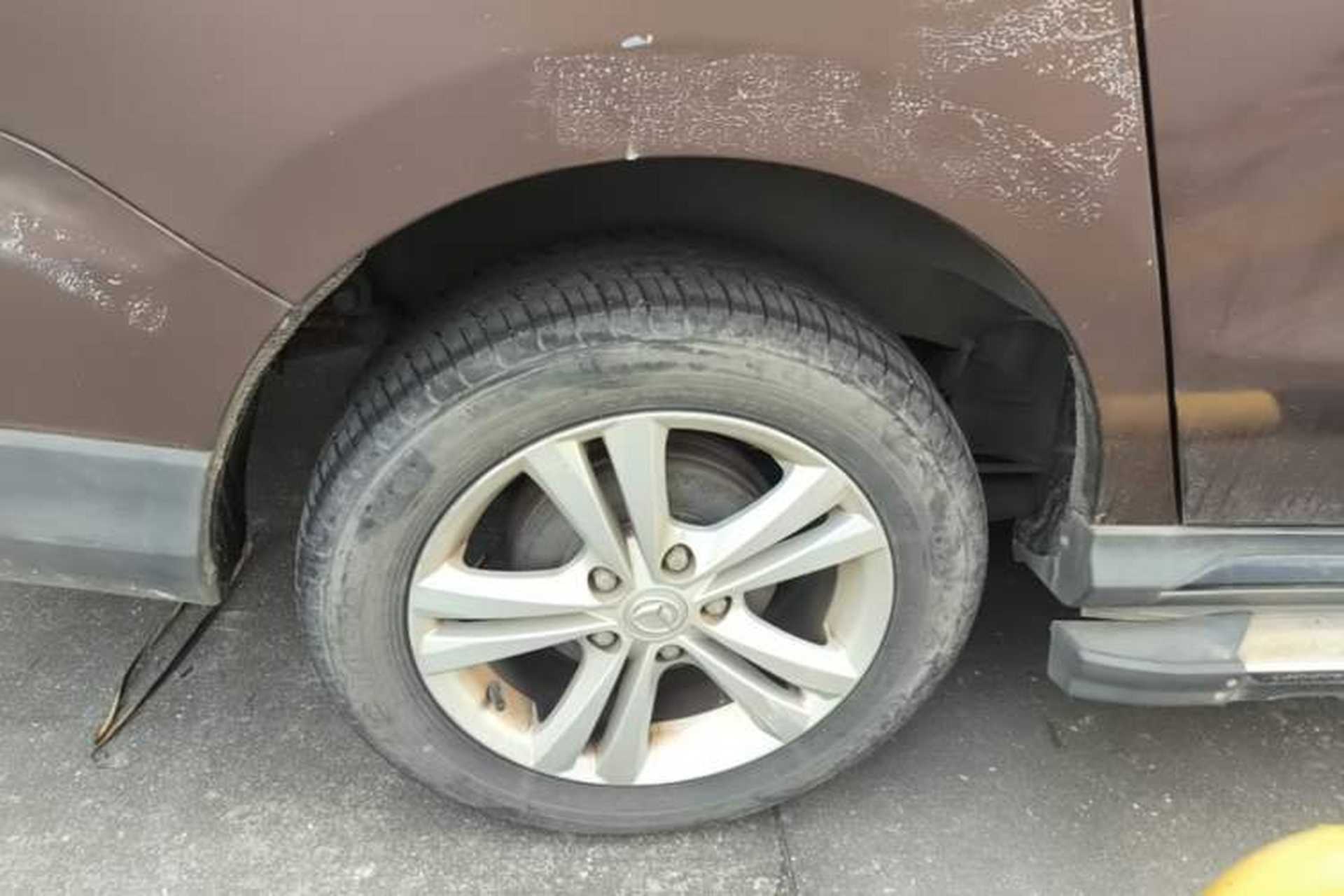 Used HYOSOW H3 2015 1.5L manual Comfort trim level Right Rear Wheel Hub