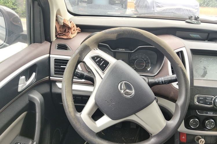 Used HYOSOW H3 2015 1.5L manual Comfort trim level Steering Wheel