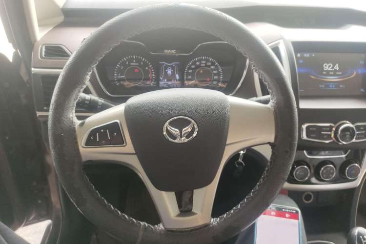 Used HYOSOW H3 2015 1.5L manual Comfort trim level Steering Wheel