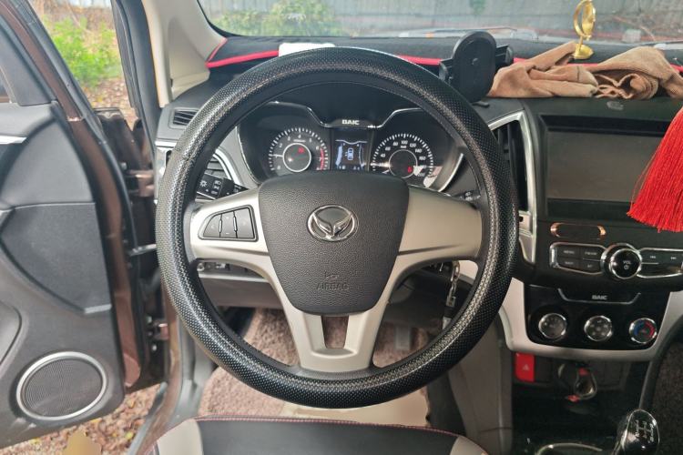 Used HYOSOW H3 2015 1.5L manual luxury version Steering Wheel