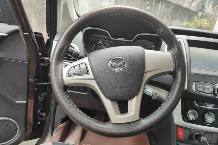 Used HYOSOW H3 2015 1.5L manual luxury version Steering Wheel