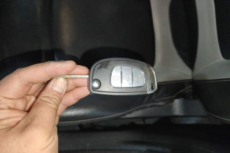 Used HYOSOW H3 2015 1.5L manual luxury version Vehicle Key