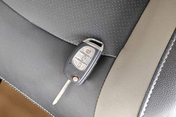 Used HYOSOW H3 2015 1.5L manual luxury version Vehicle Key