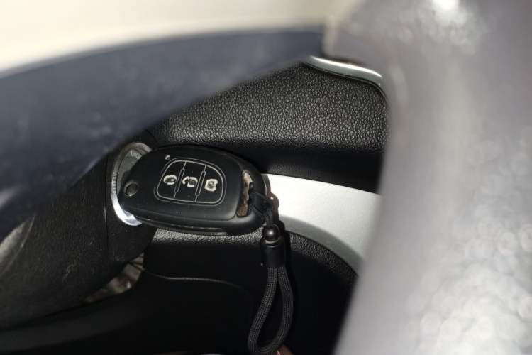Used HYOSOW H3 2015 1.5L manual luxury version Vehicle Key