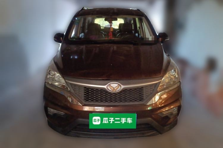 Used HYOSOW H3 2015 1.5L manual luxury version Front