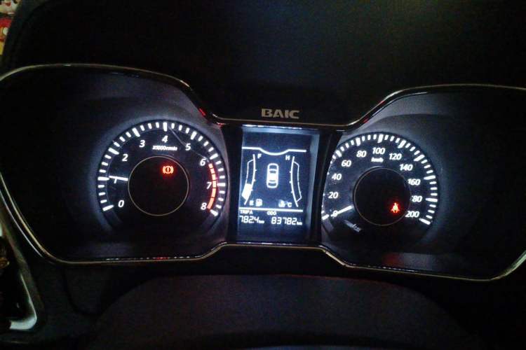 Used HYOSOW H3 2015 1.5L manual luxury version Instrument Cluster