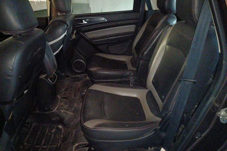 Used HYOSOW H3 2015 1.5L manual luxury version Left Rear Seat