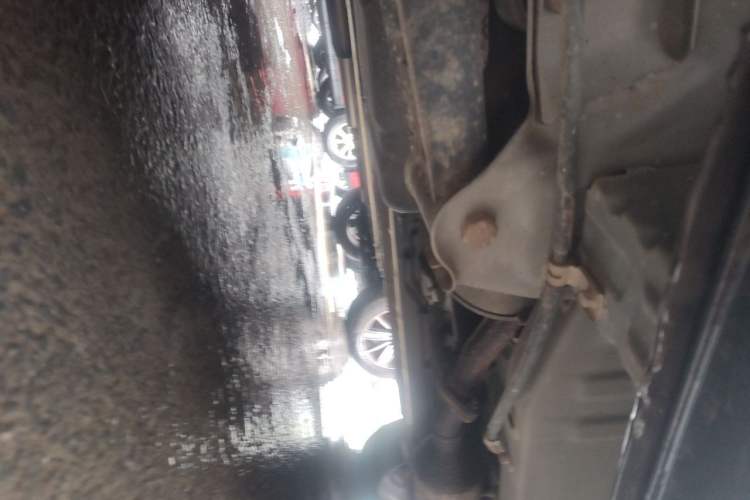 Used HYOSOW H3 2015 1.5L manual Comfort trim level Chassis Rear Right