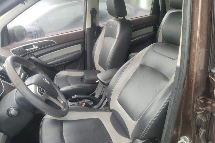 Used HYOSOW H3 2015 1.5L manual Comfort trim level Left Front Seat