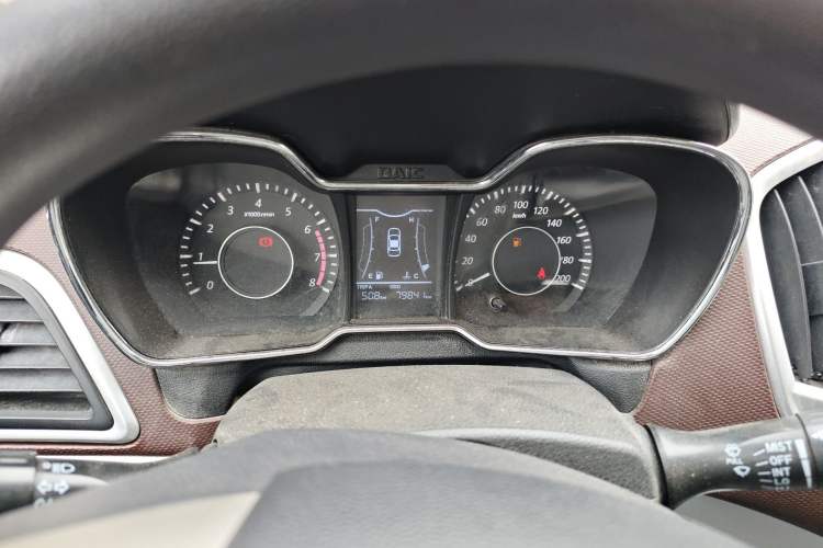 Used HYOSOW H3 2015 1.5L manual Comfort trim level Instrument Cluster
