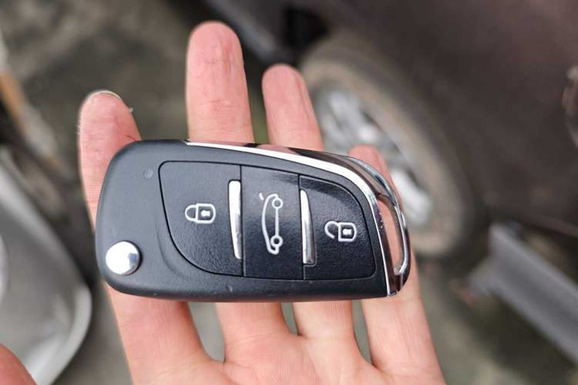 Used HYOSOW H3 2015 1.5L manual Comfort trim level Vehicle Key