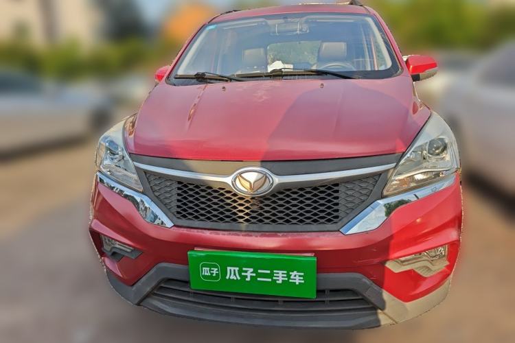 Used HYOSOW H3 2015 1.5L manual luxury version Front