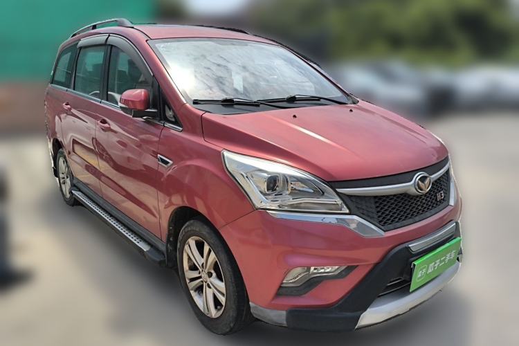 Used HYOSOW H3 2015 1.5L manual luxury version Front Right 45 Deg