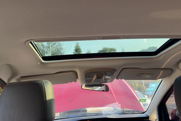 Used HYOSOW H3 2015 1.5L manual luxury version Headliner