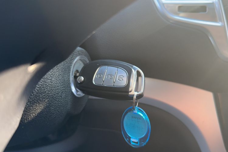 Used HYOSOW H3 2015 1.5L manual luxury version Vehicle Key
