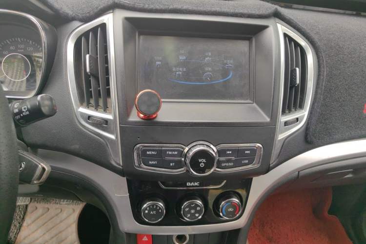 Used HYOSOW H3 2015 1.5L manual luxury version Audio And AC Panel