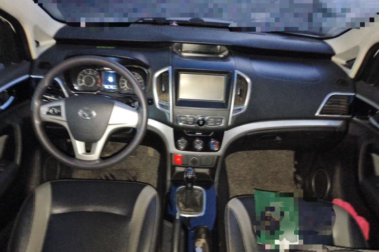 Used HYOSOW H3 2015 1.5L manual luxury version Center Console