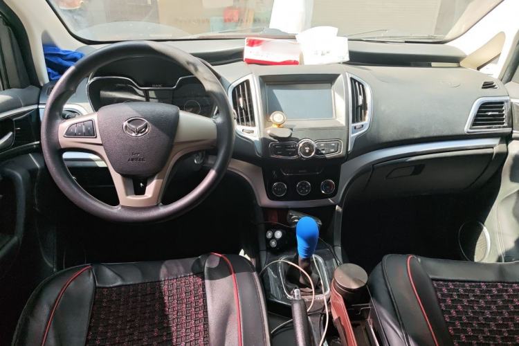 Used HYOSOW H3 2015 1.5L manual luxury version Center Console