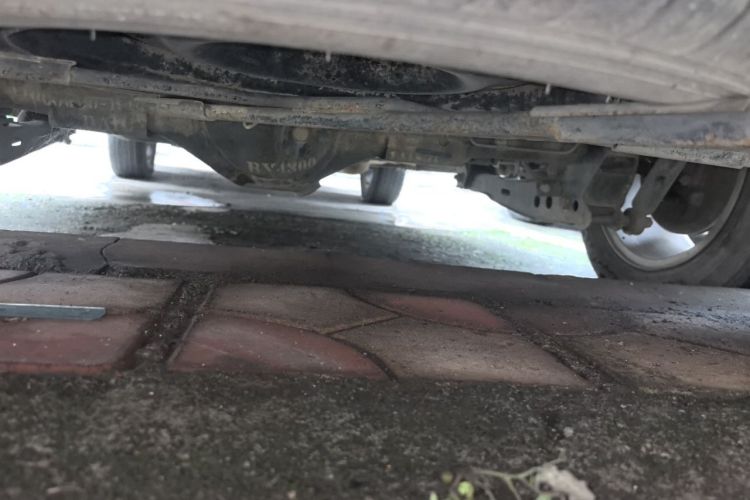 Used HYOSOW H3 2015 1.5L manual Comfort trim level Chassis Rear