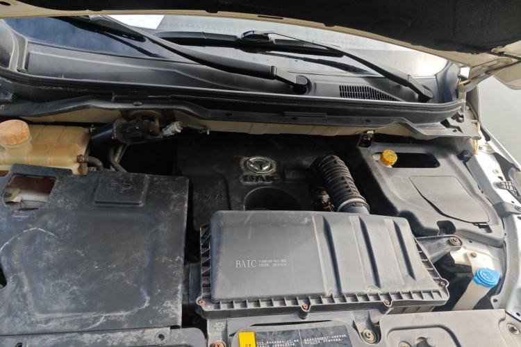Used HYOSOW H3 2015 1.5L manual Comfort trim level Engine Bay