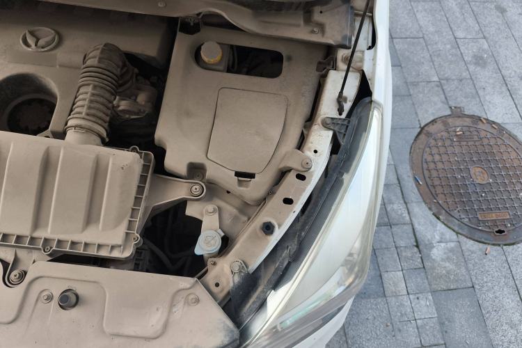 Used HYOSOW H3 2015 1.5L Manual Standard Edition Engine Bay Left
