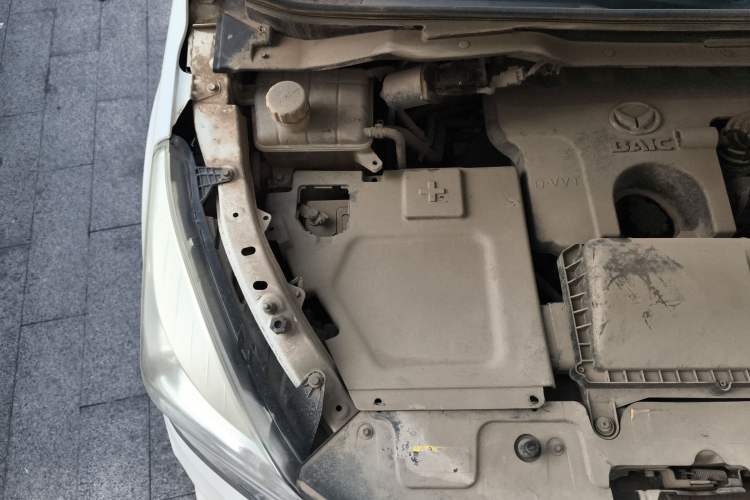 Used HYOSOW H3 2015 1.5L Manual Standard Edition Engine Bay Right